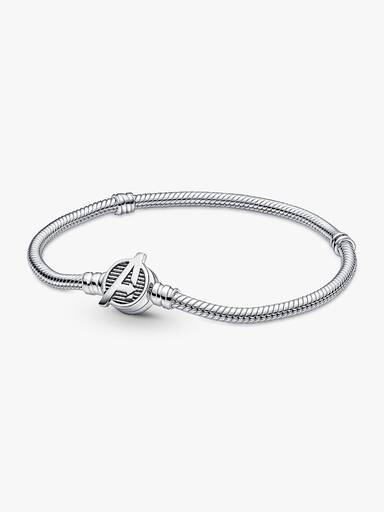 Brazalete Pandora Moments cadena de serpiente con broche con logotipo de The Avengers de Marvel