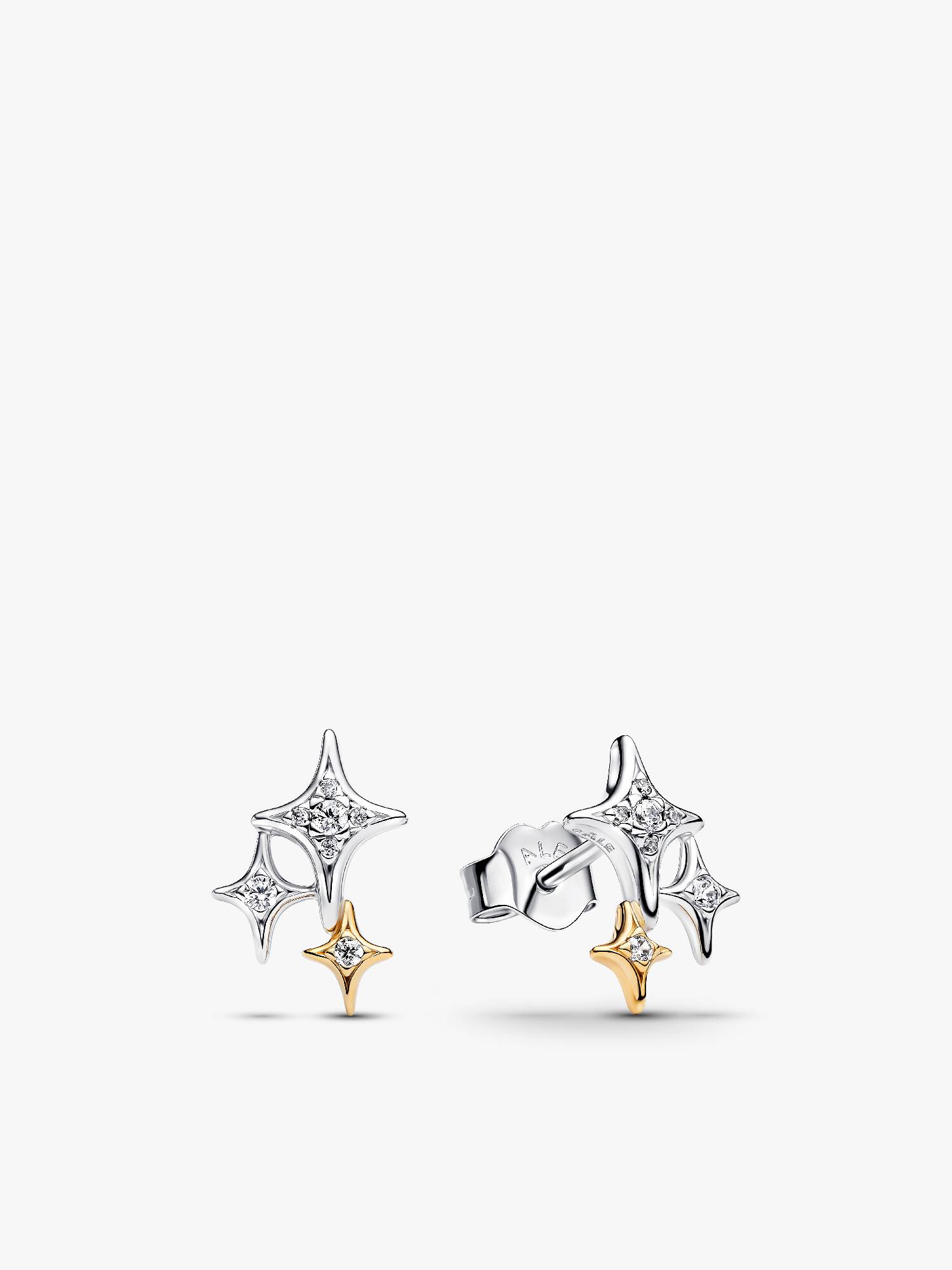 Aretes de botón Estrella Triple
