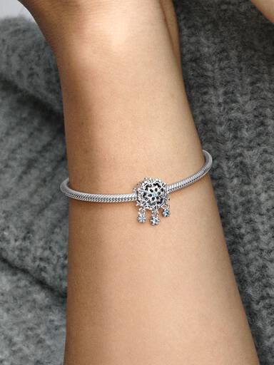 Charm Gota de copo de nieve helada