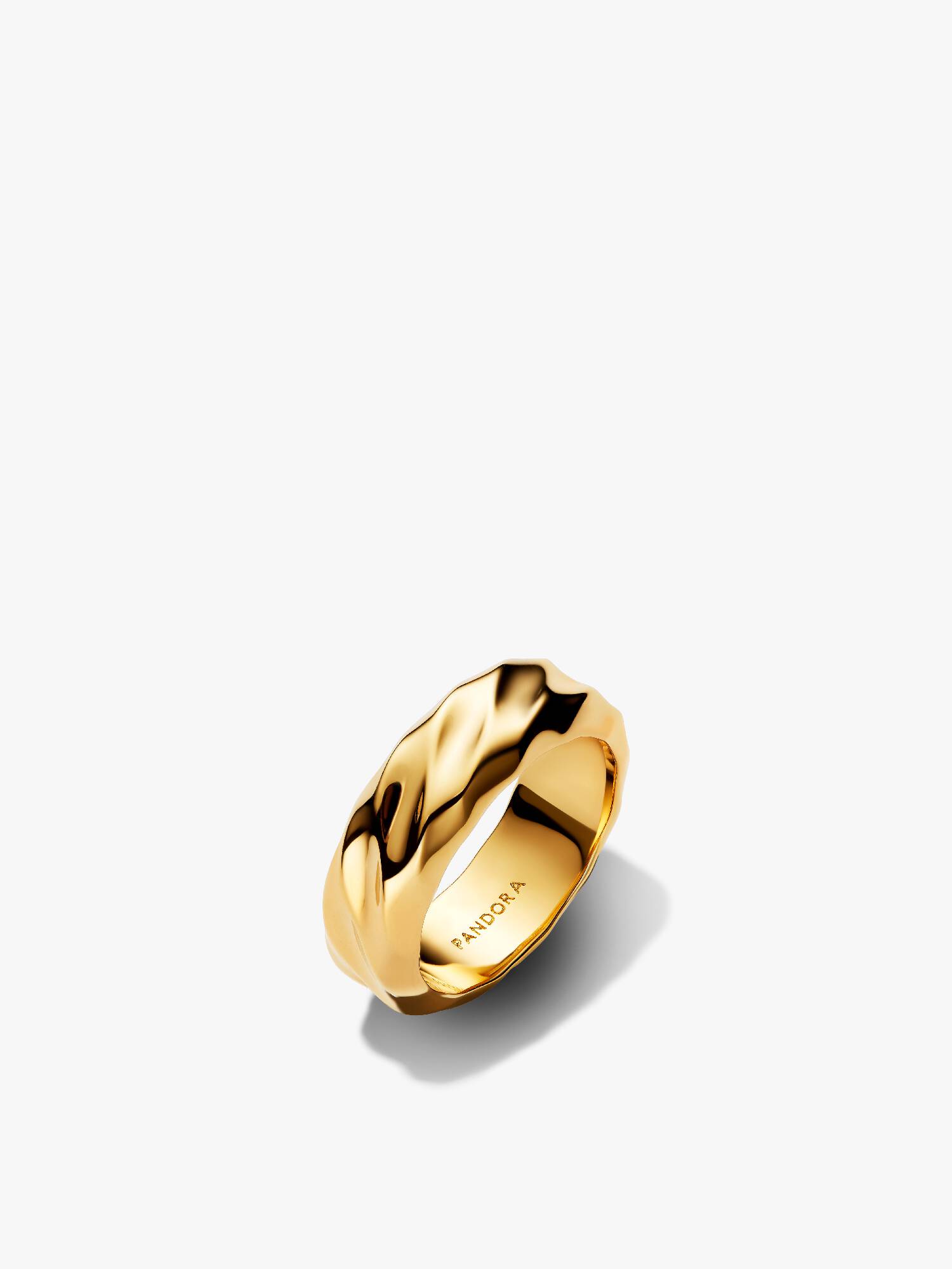 Anillo de banda ancha ondulada