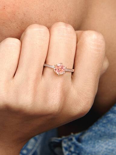 Anillo solitario Corona reluciente rosa