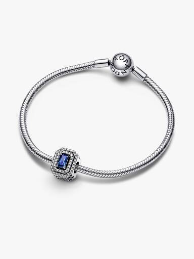 Charm rectangular Azul brillante en niveles
