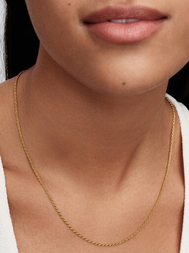 Collar de cadena de cuerda