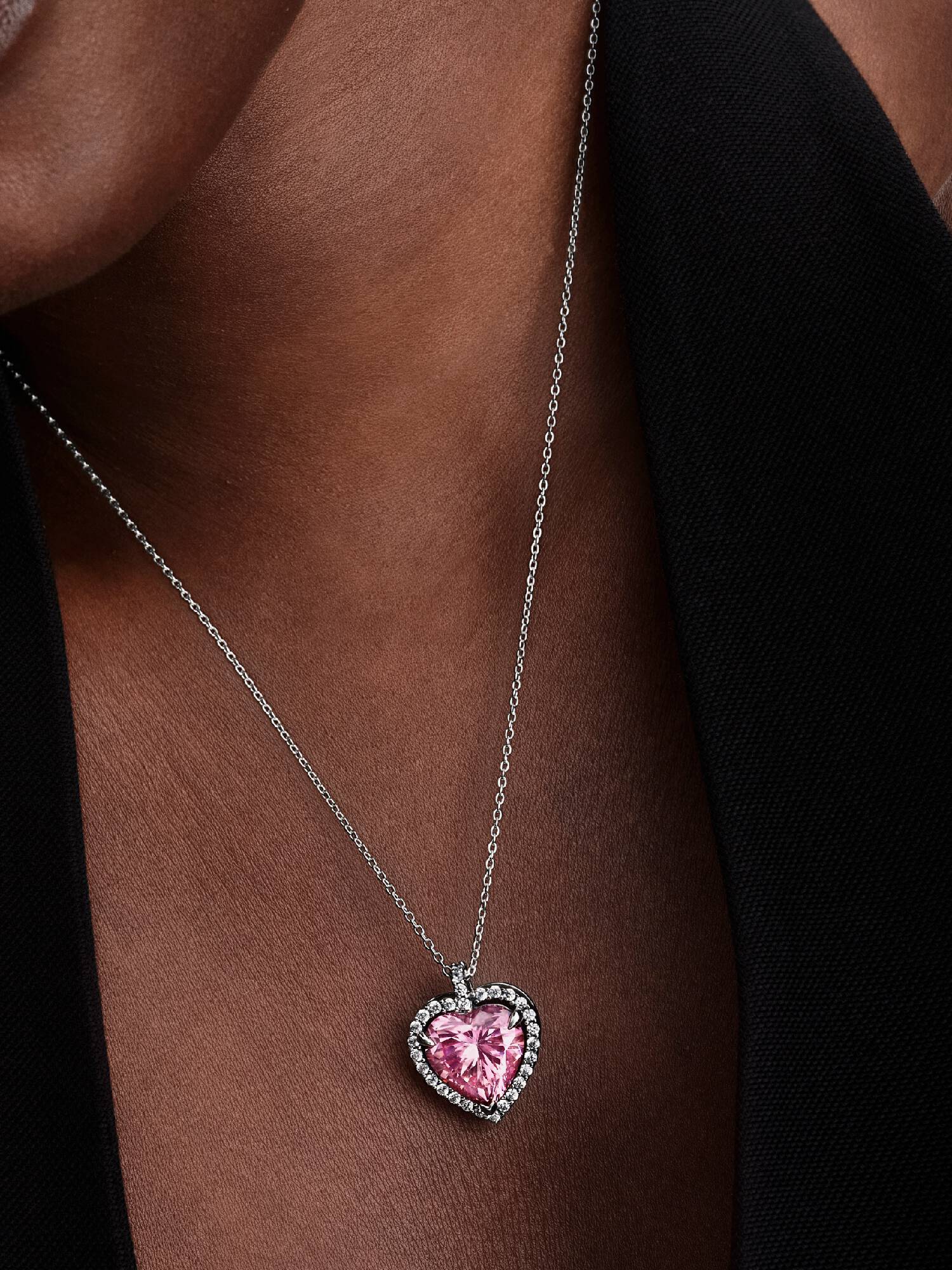 Collar collier Corazón con halo rosa
