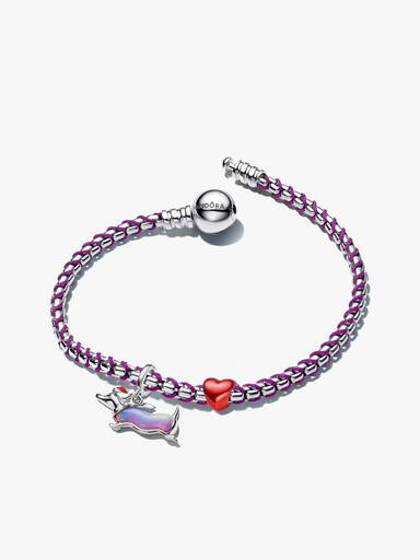 Set de regalo de pulsera con dijes de perro salchicha navideño