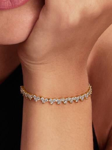 Brazalete Corazón con tres piedras