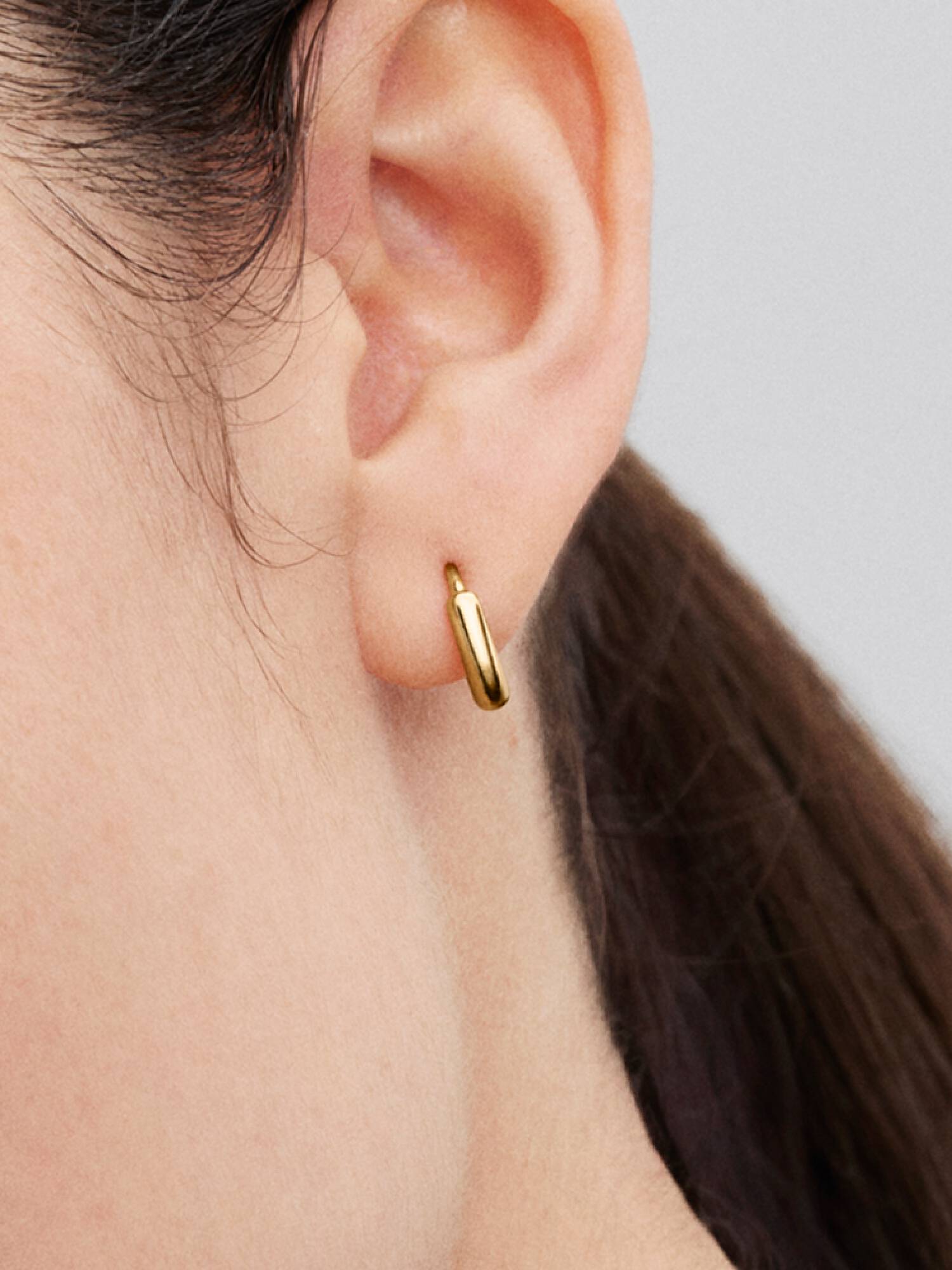 Aretes de aro Abrazo Redondo