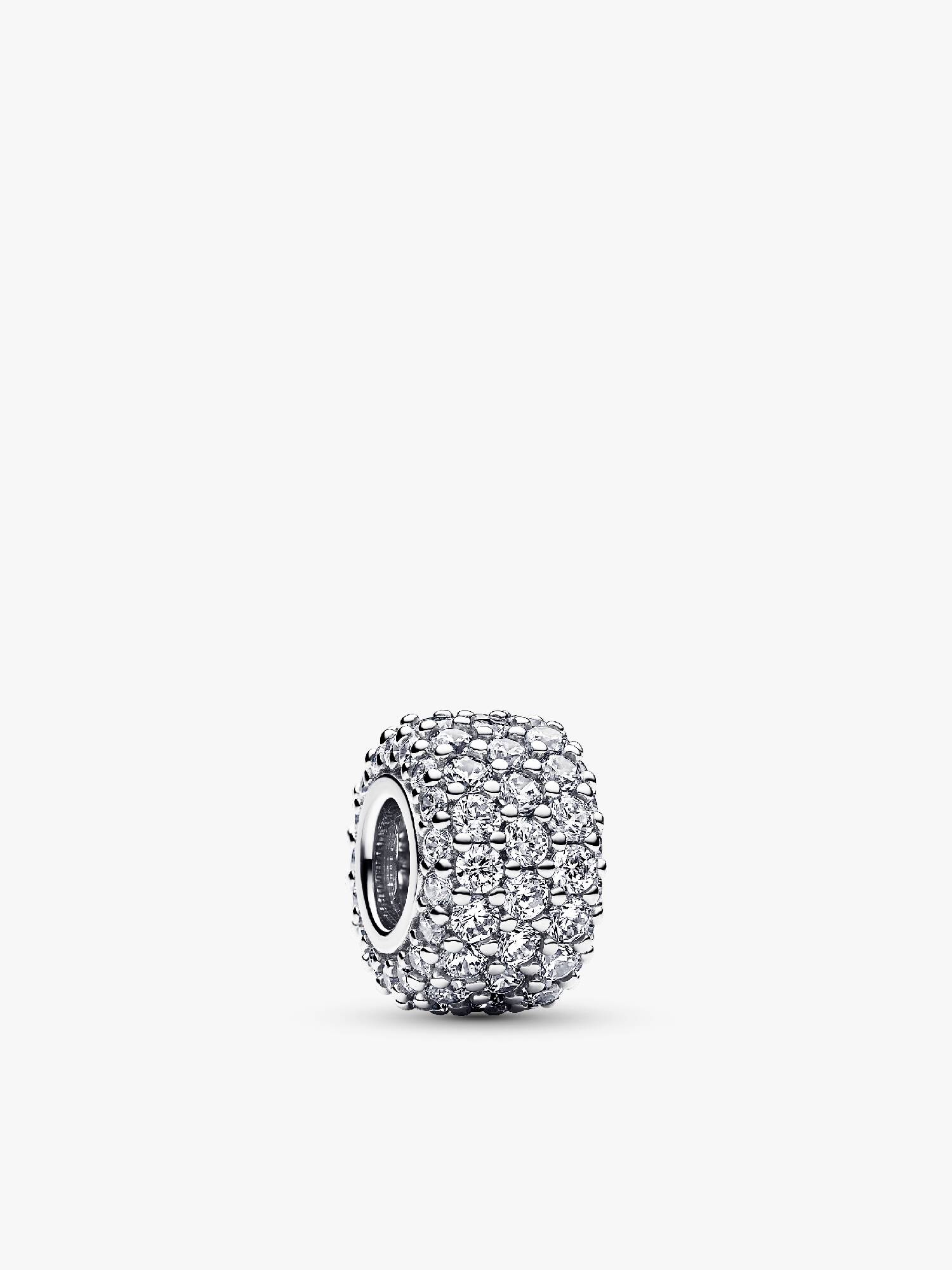 Charm Triple Fila de Brillante Pavé
