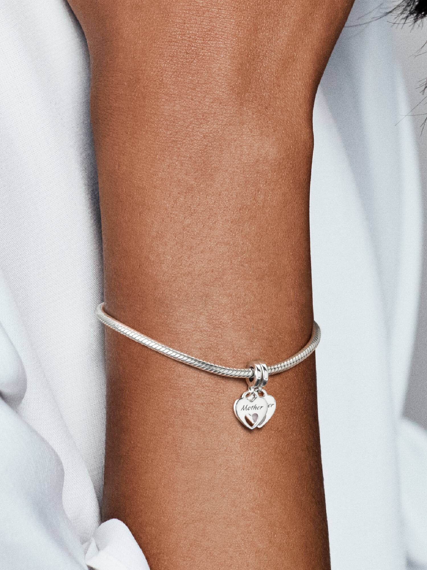Charm colgante Corazón abierto doble