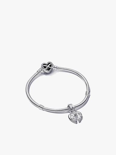 Set de Pulsera con Charms Madre e Hija (Divisible)