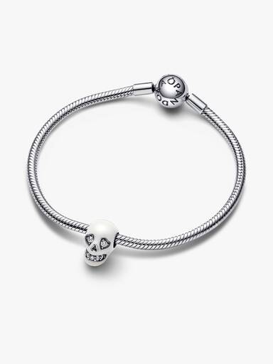 Charm Calavera reluciente que brilla en la oscuridad