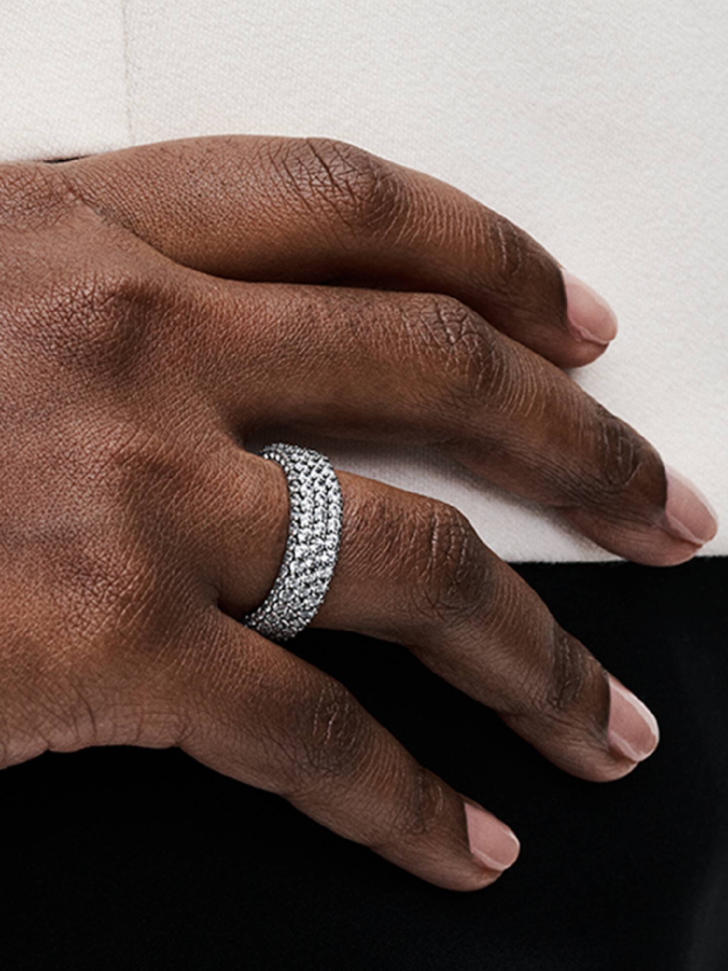 Anillo Triple Fila en Pavé
