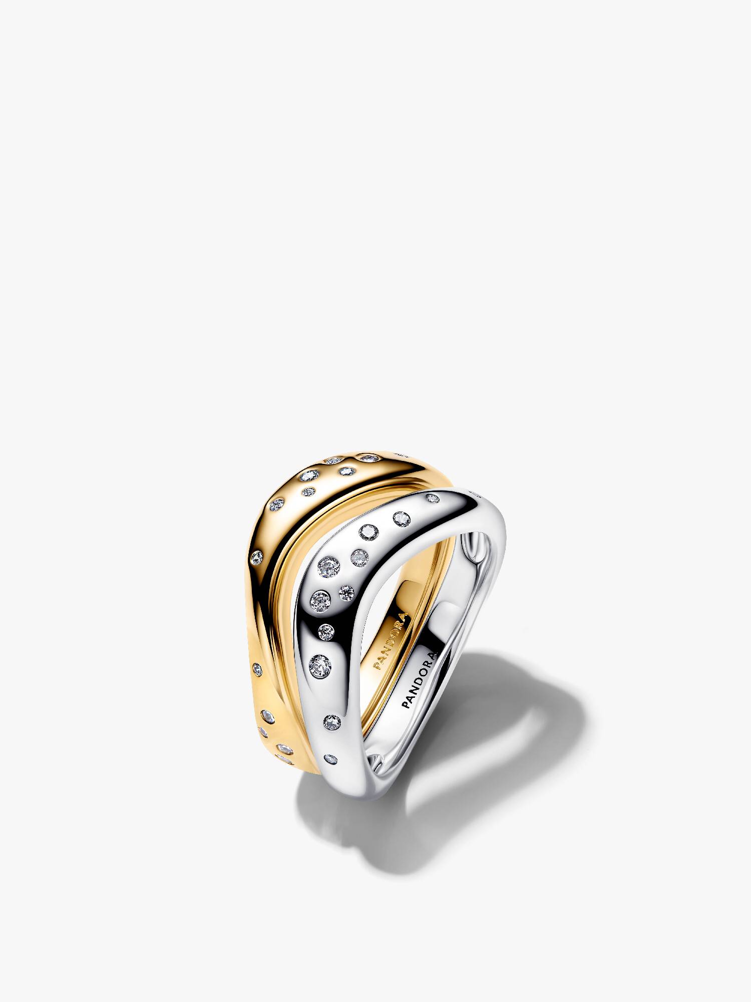 Anillos apilables de dos tonos de forma orgánica
