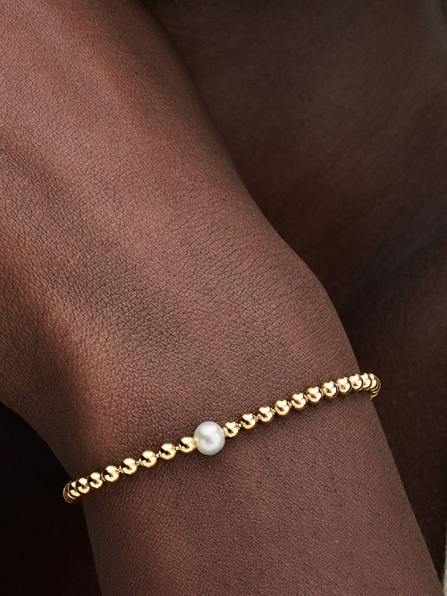 Brazalete Perla Cultivada de Agua Dulce Tratada y Abalorios