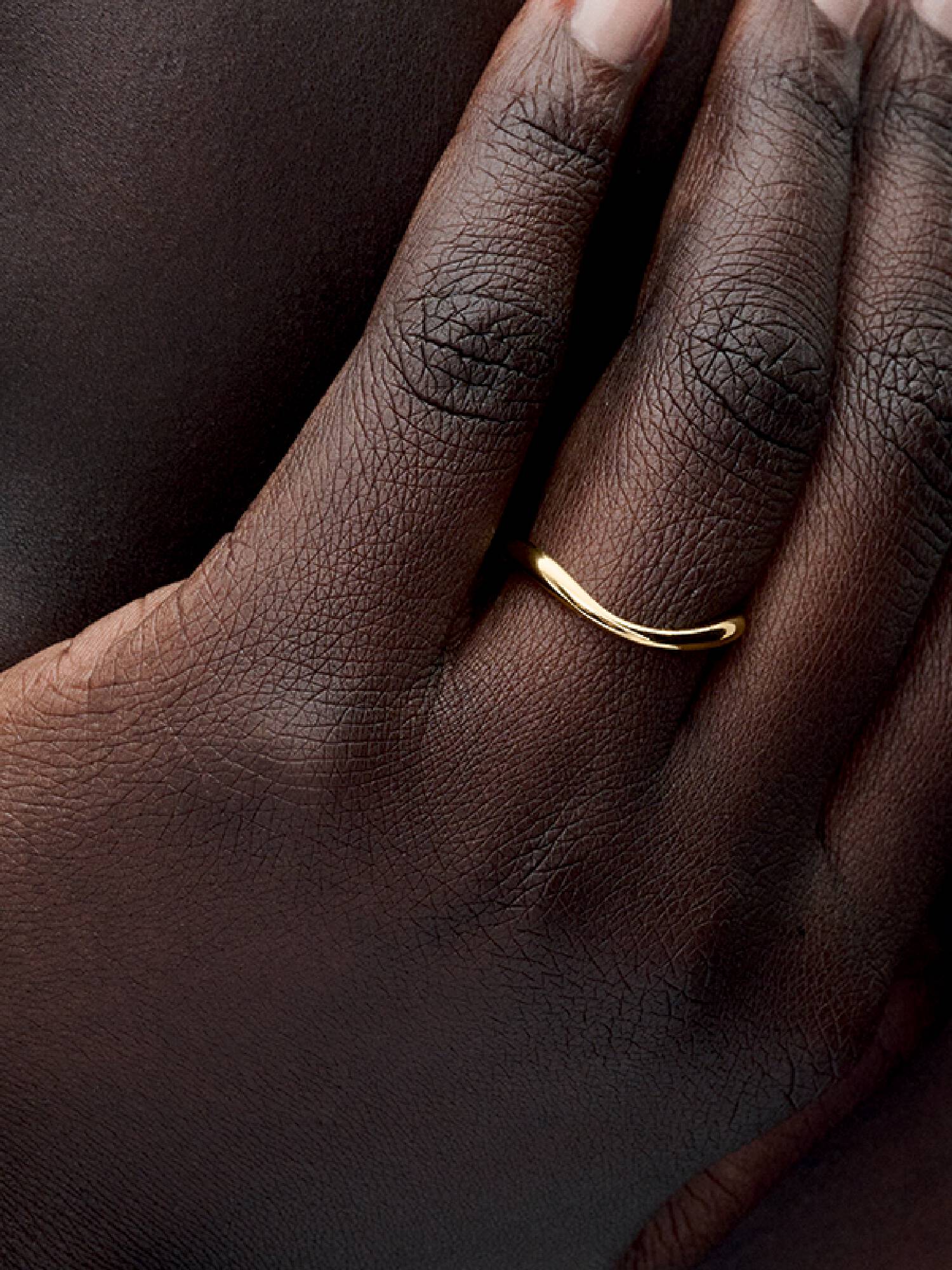 Anillo Banda Forma Orgánica
