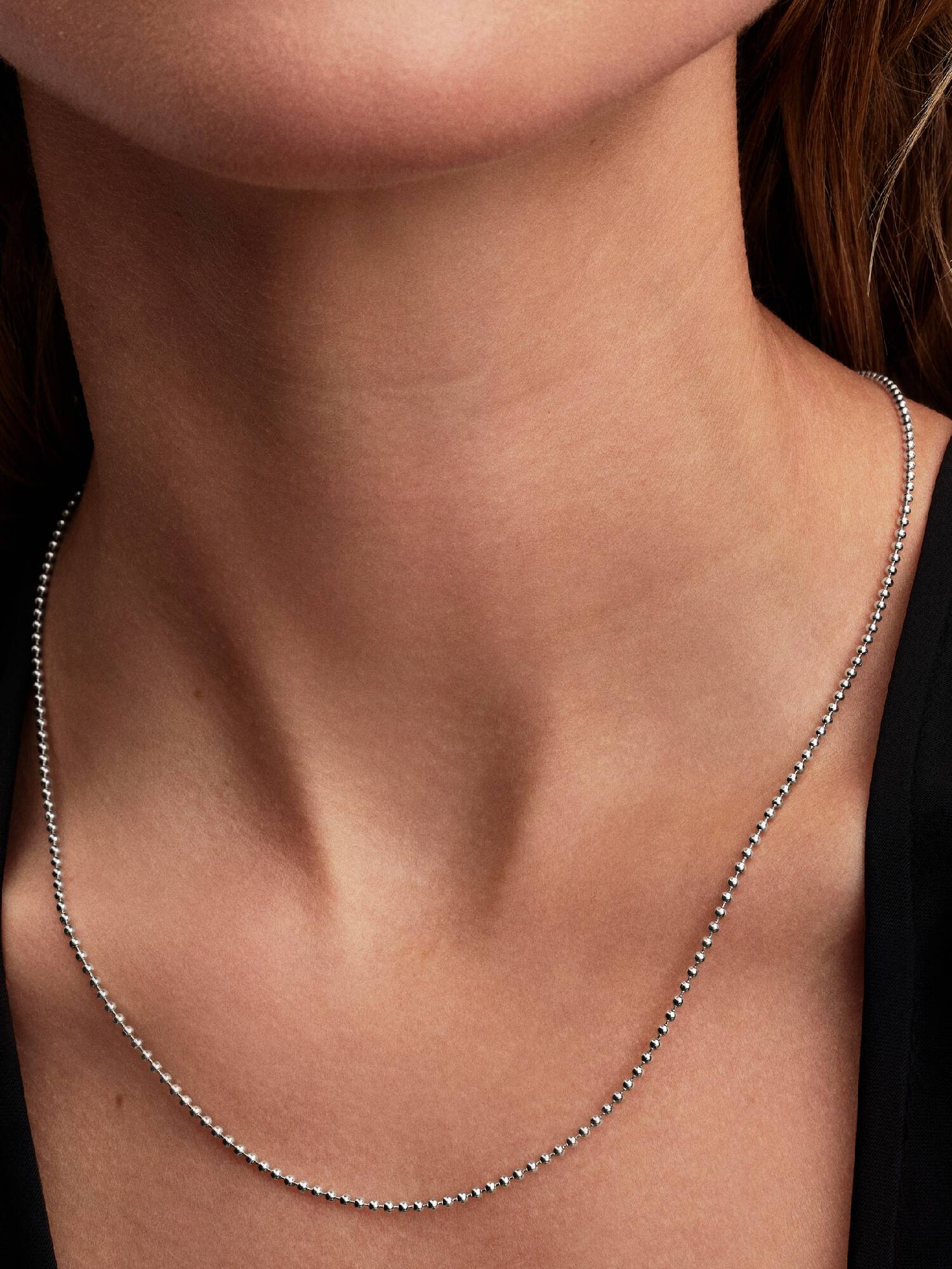 Collar cadena de bolas