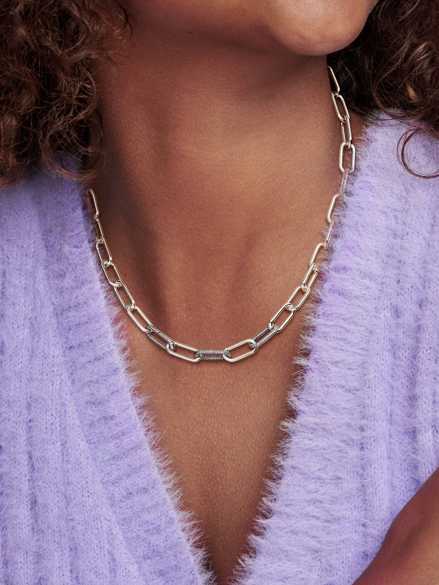 Collar Cadena de Eslabones Medianos con Cierre Redondo Pandora ME