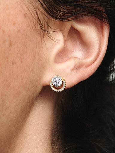 Aretes de botón Halo redondo reluciente