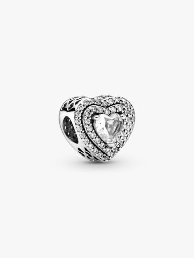 Charm Corazones relucientes en niveles