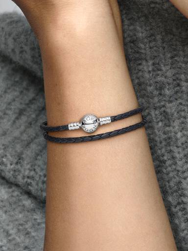 Brazalete doble de cuero negro