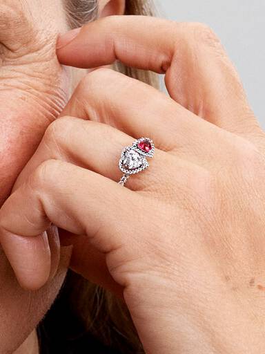 Anillo Corazones con Halo