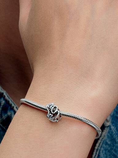 Charm Elefante calado