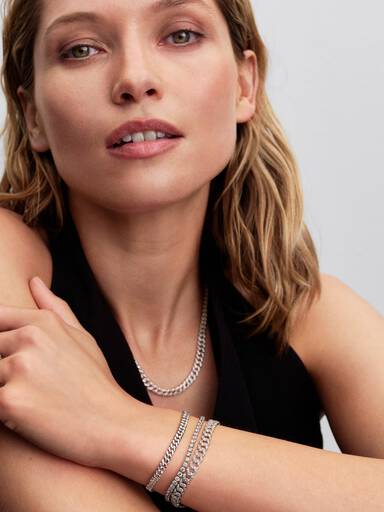Brazalete de cadena cubana
