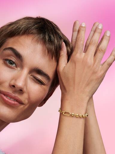 Brazalete de cadena de eslabones y cuentas de metal