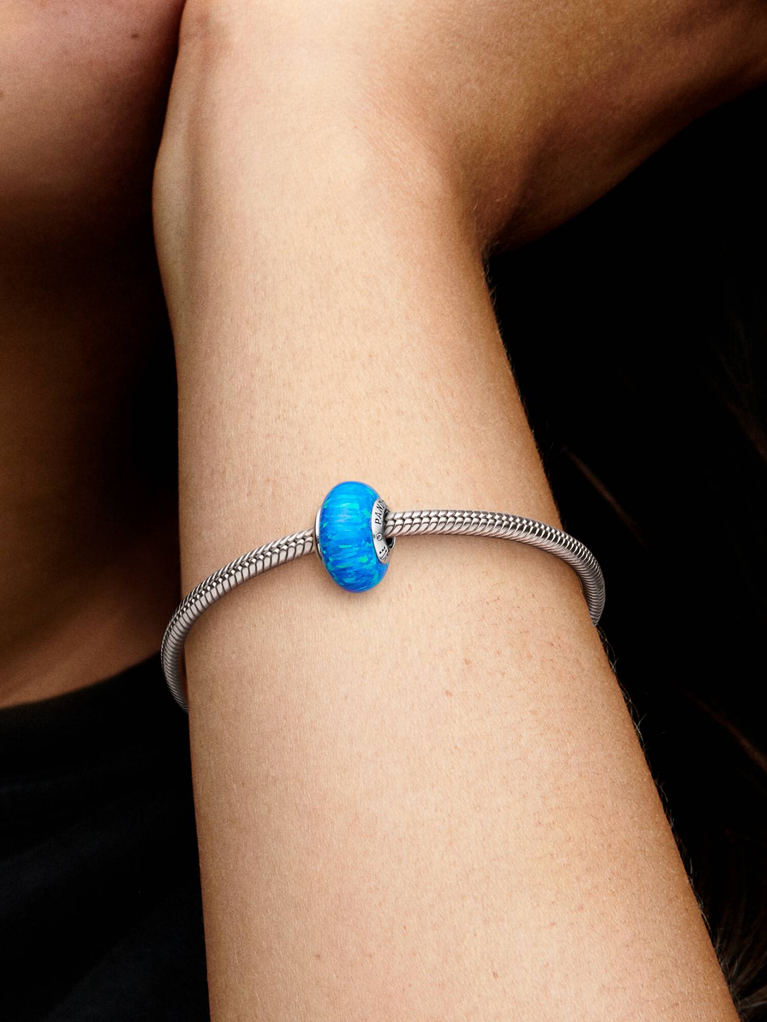Charm Océano azul intenso opalescente