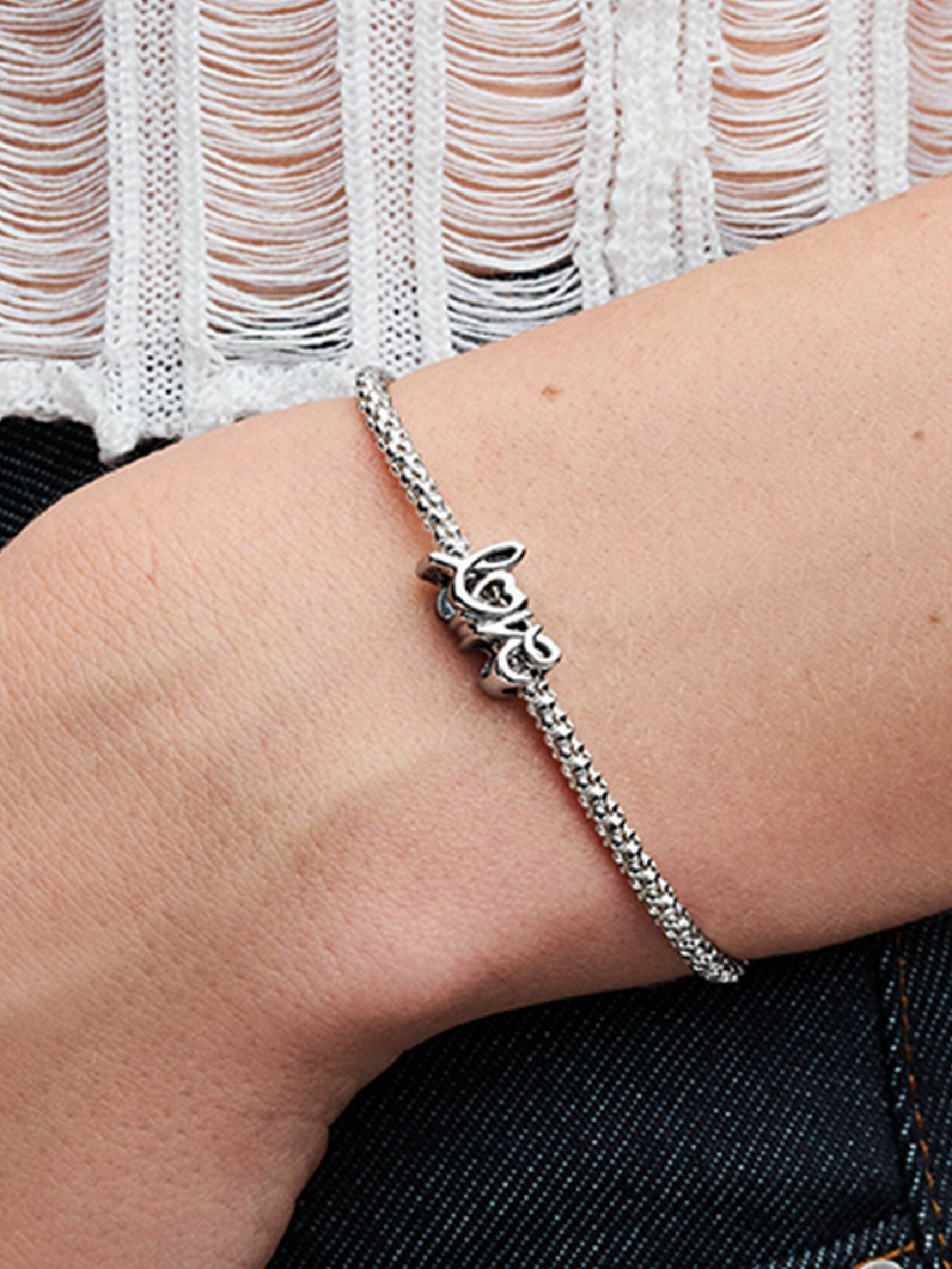 Charm Love Escrito a Mano