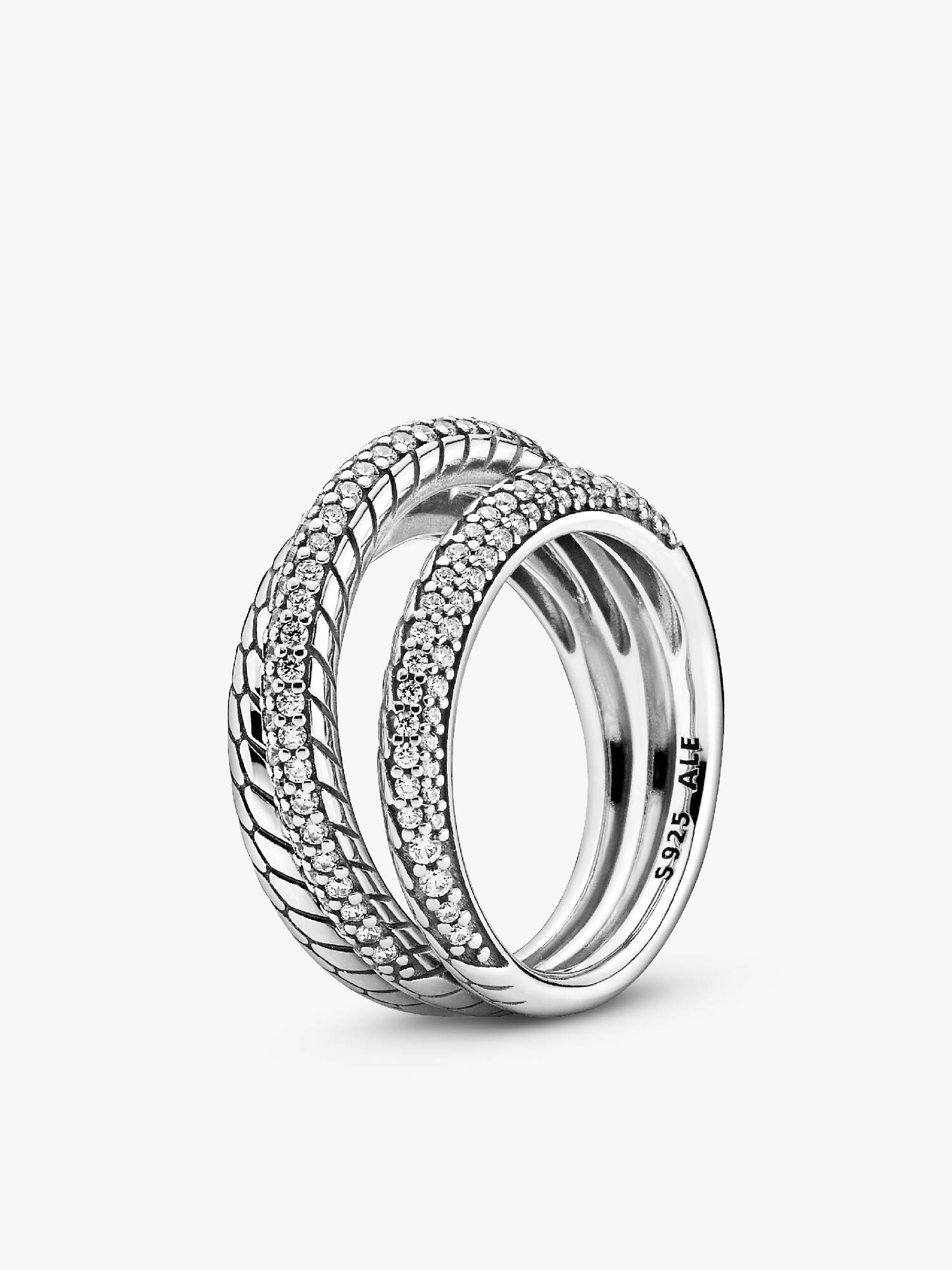 Anillo de banda triple con patrón de cadena de serpiente en pavé