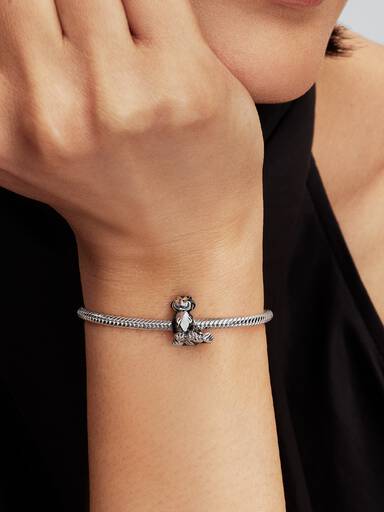 Charm Lucifer de Villanos de Disney