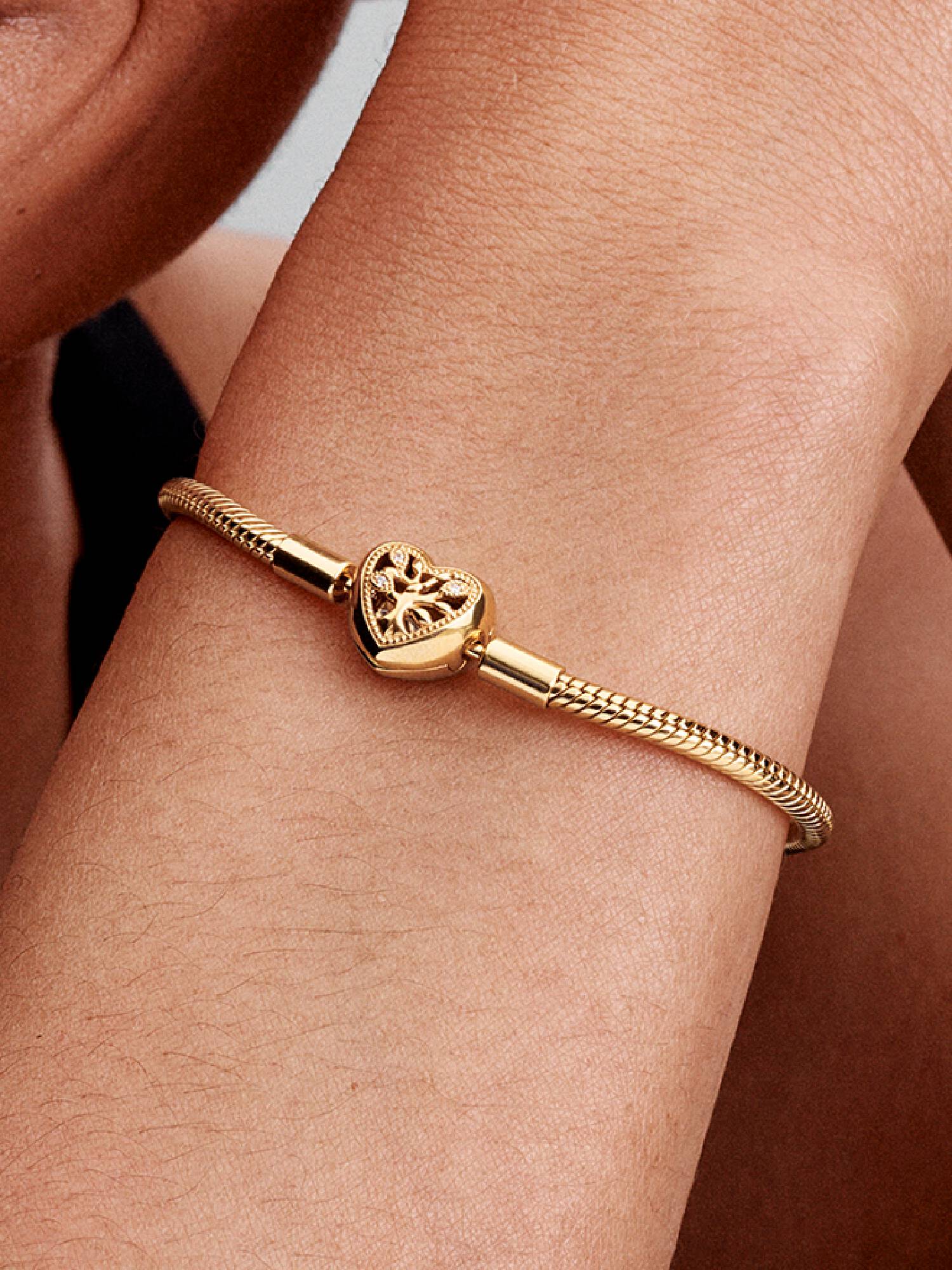 Brazalete cadena de serpiente con broche de corazón árbol de la familia
