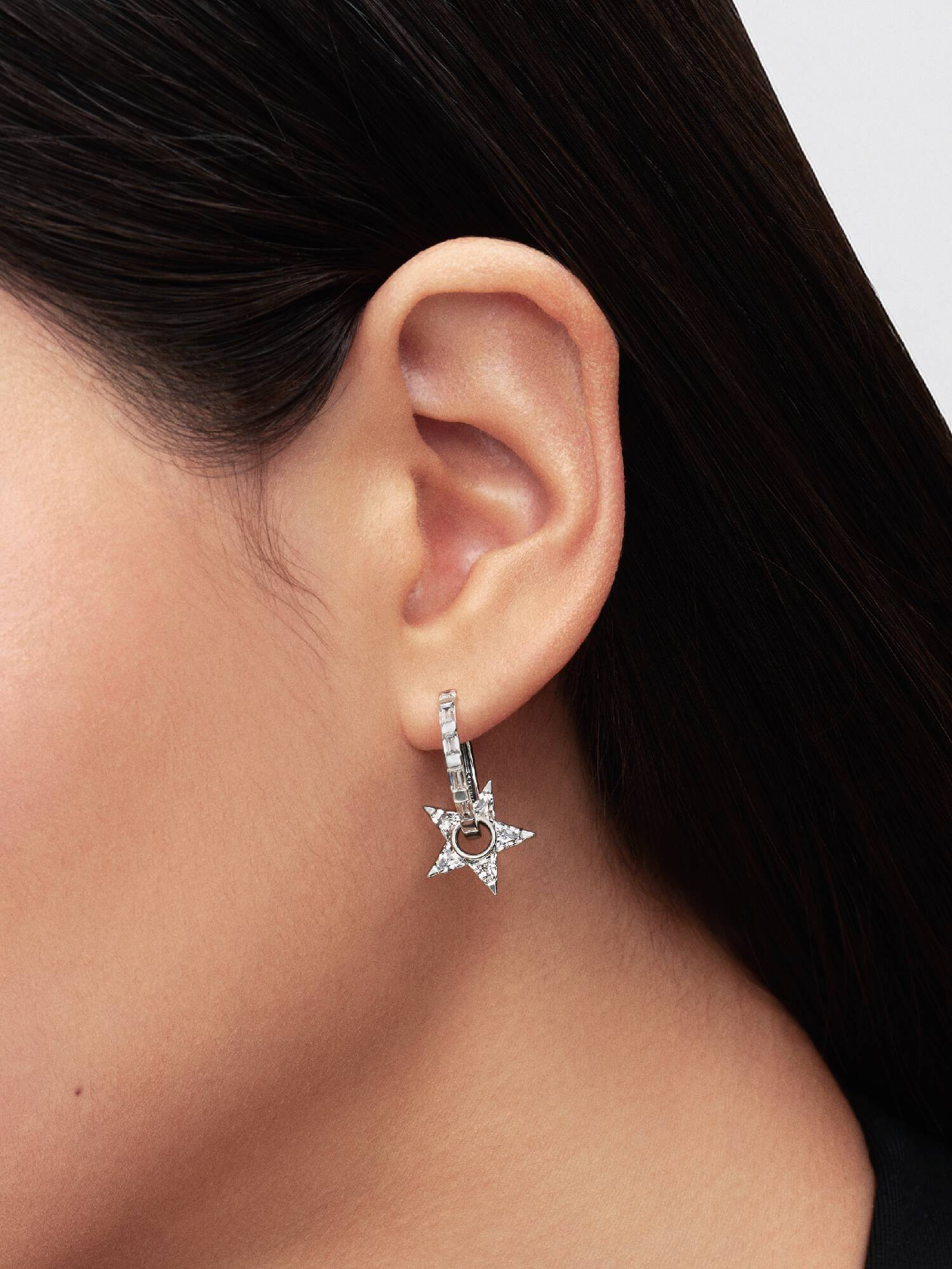 Aretes de aro Estrella Calada Resplandeciente